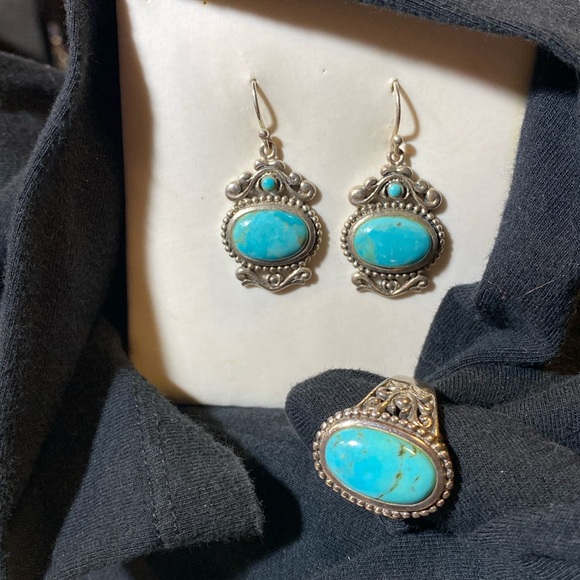 Jewelry - Fashion jewelry silver tone and turquoise, earring and ring set.